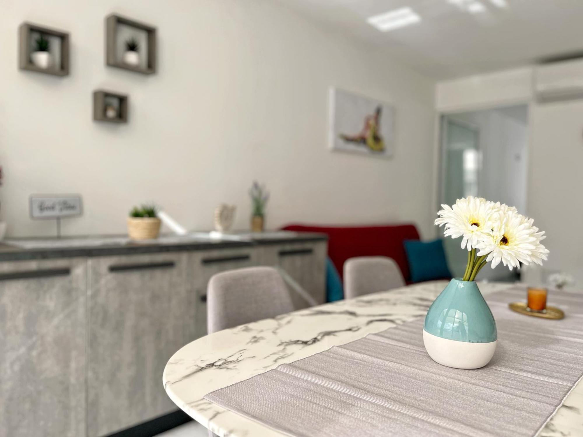 Marina Apartments Msida Extérieur photo