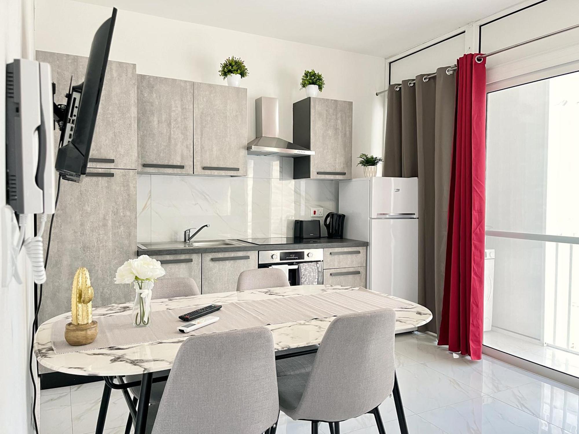Marina Apartments Msida Extérieur photo
