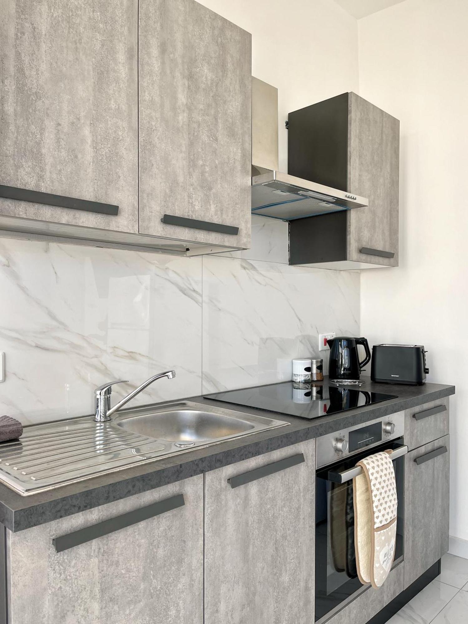 Marina Apartments Msida Extérieur photo